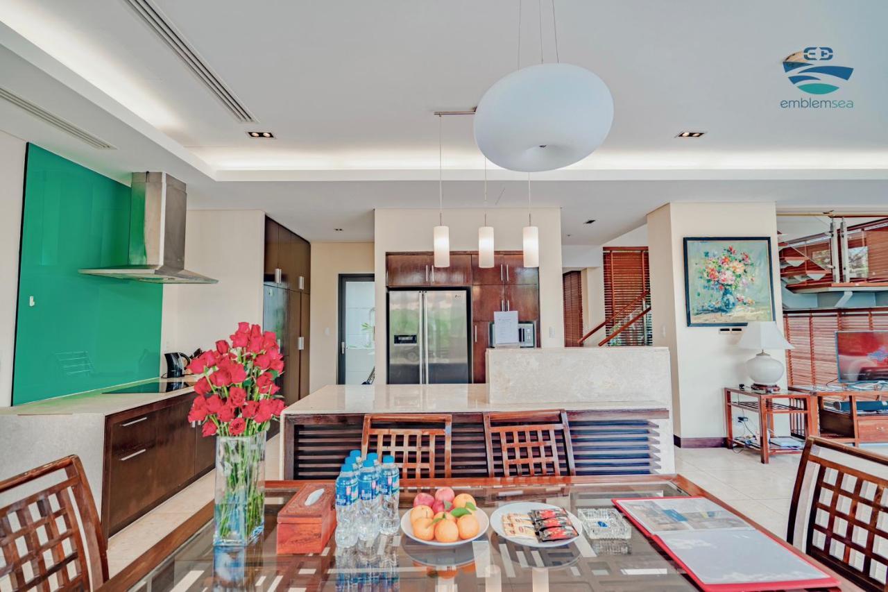 Emblem Sea 3 Bedroom Villas Da Nang Exterior foto