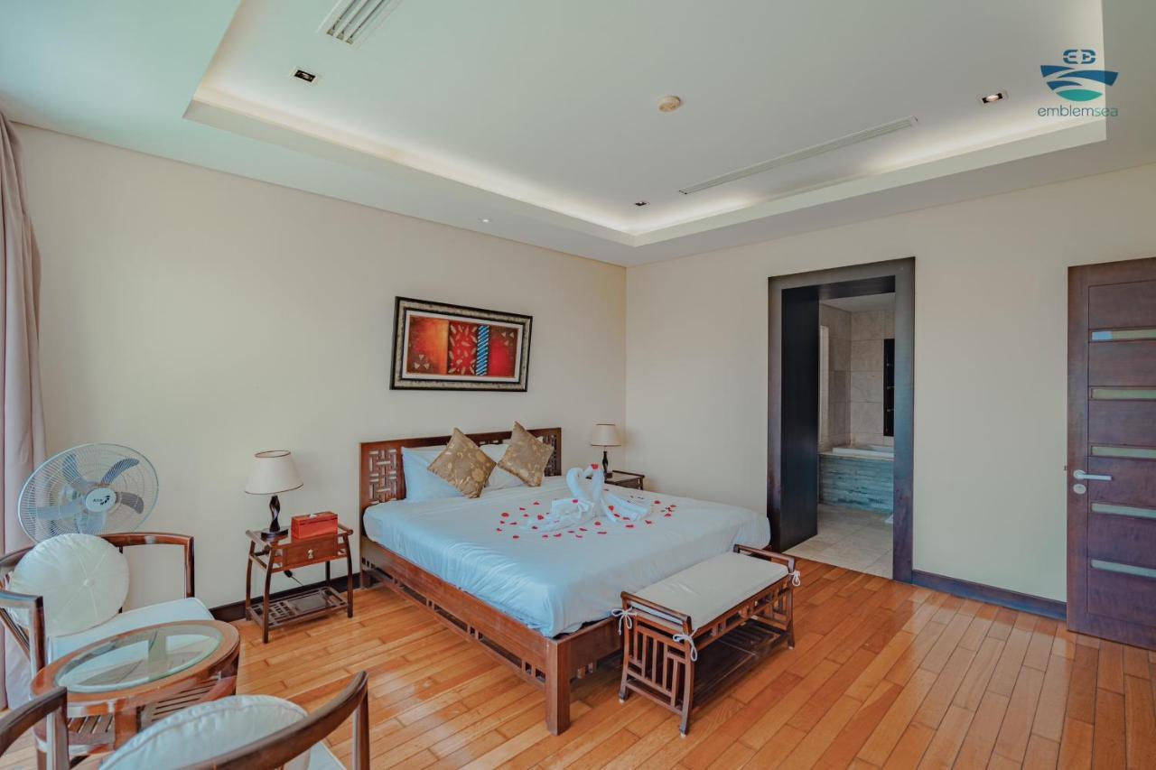 Emblem Sea 3 Bedroom Villas Da Nang Exterior foto