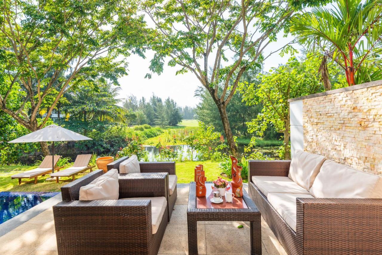 Emblem Sea 3 Bedroom Villas Da Nang Exterior foto